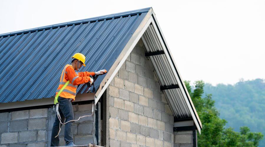 Expert Emergency Roof Repairs services in Canyon City, OR
